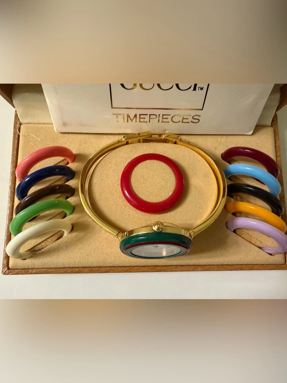 Mint~Prestige~Gucci Interchangeable Bezel Bracelet Bangle Watch with Box/Papers